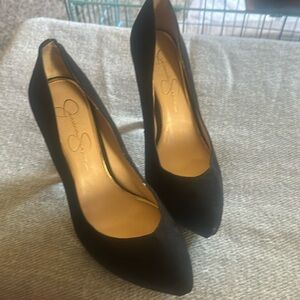 Jessica Simpson, tall heels